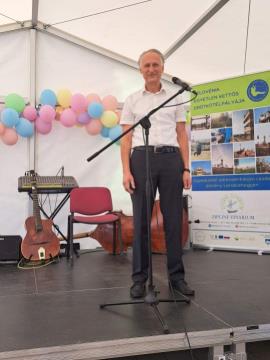 -8173974892317664016