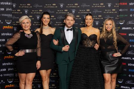 4V2A9624