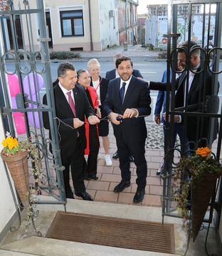 638421998_925646236638846_7771813942880139582_n