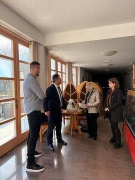 648598879_935499658986837_7198786021727156343_n